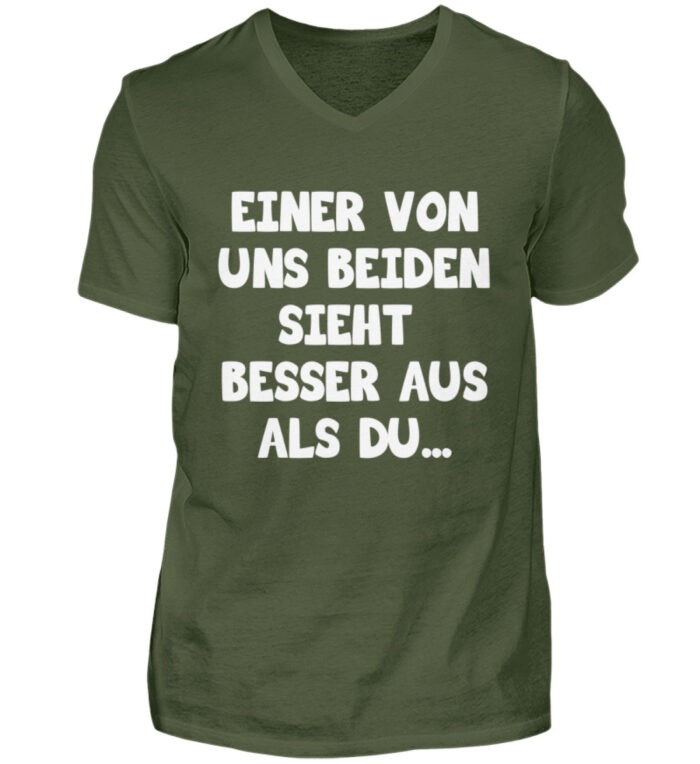 Einer von uns beiden sieht besser aus - Herren V-Neck Shirt-2587